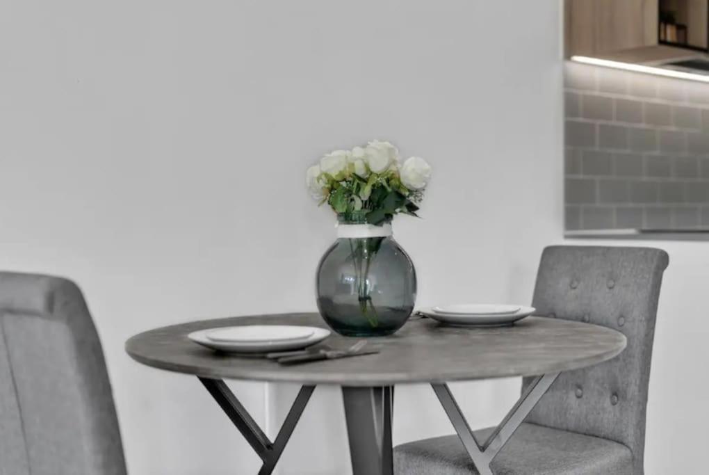 Deluxe 1 Bed In Colindale Wembley With Freewifitv Apartment London Luaran gambar