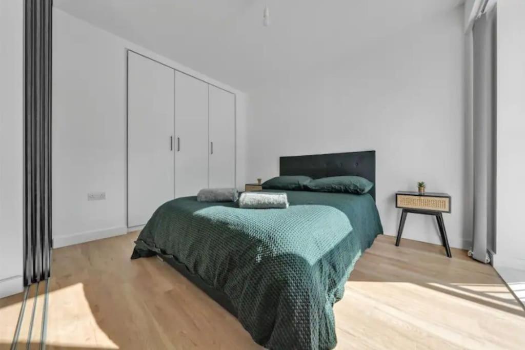 Deluxe 1 Bed In Colindale Wembley With Freewifitv Apartment London Luaran gambar