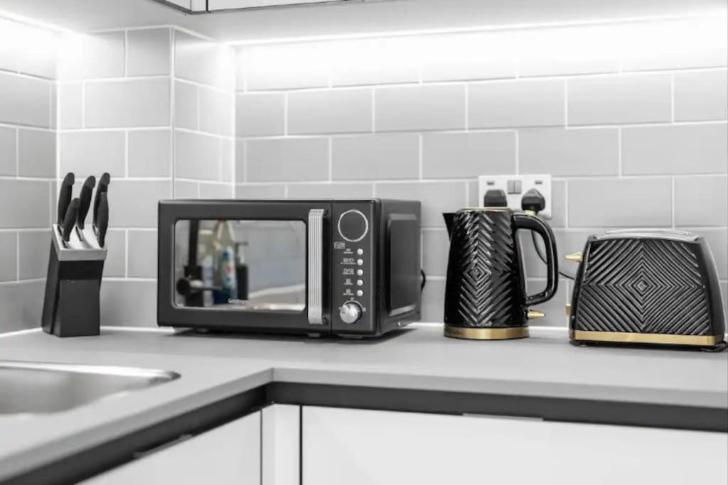 Deluxe 1 Bed In Colindale Wembley With Freewifitv Apartment London Luaran gambar